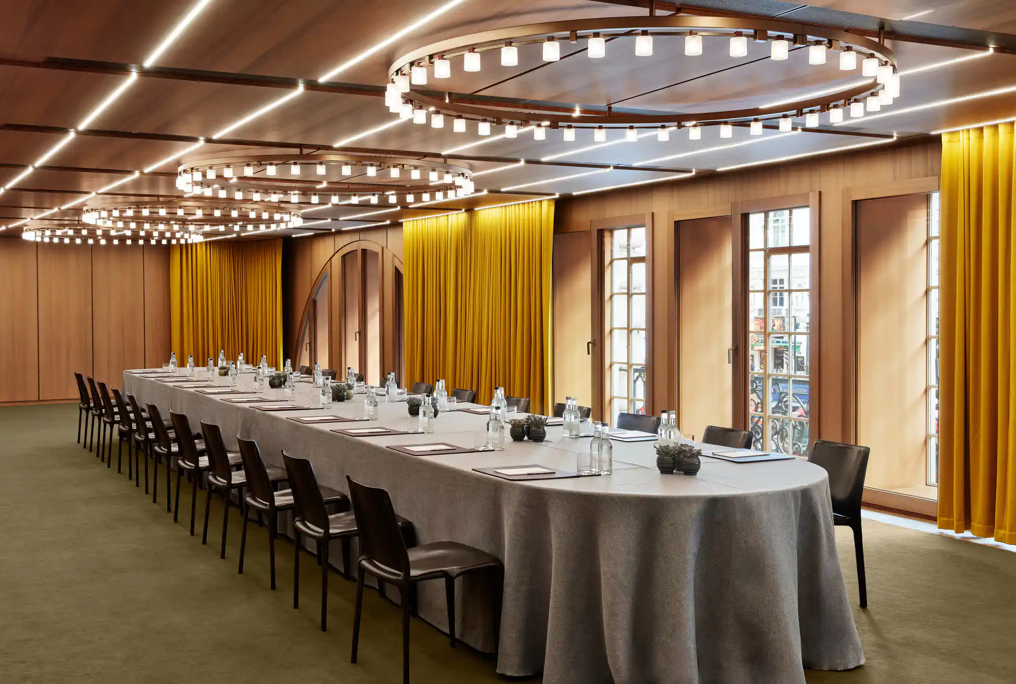Queensberry, Hotel Café Royal